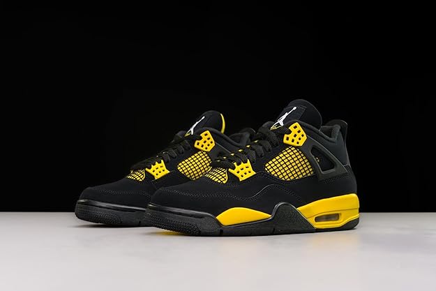 Nike Air Jordan 4 Retro Thunder