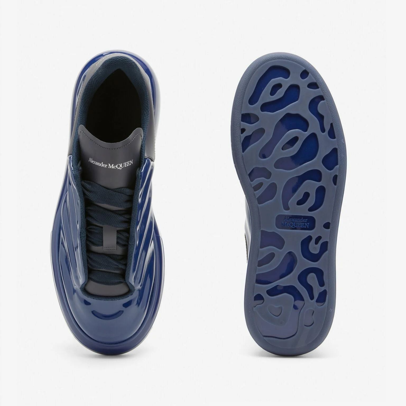 ALEXANDER MCQUEEN GLOSS SNEAKER IN NAVY