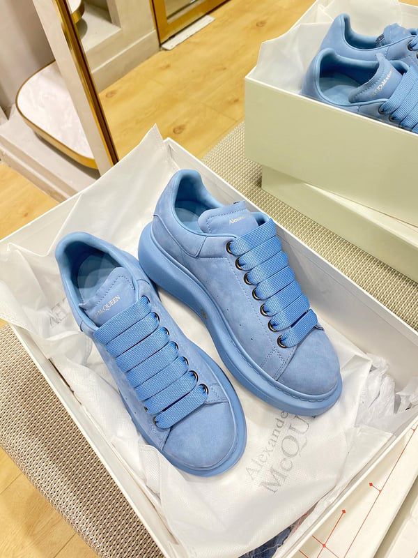 ALEXANDER MCQUEEN SNEAKER