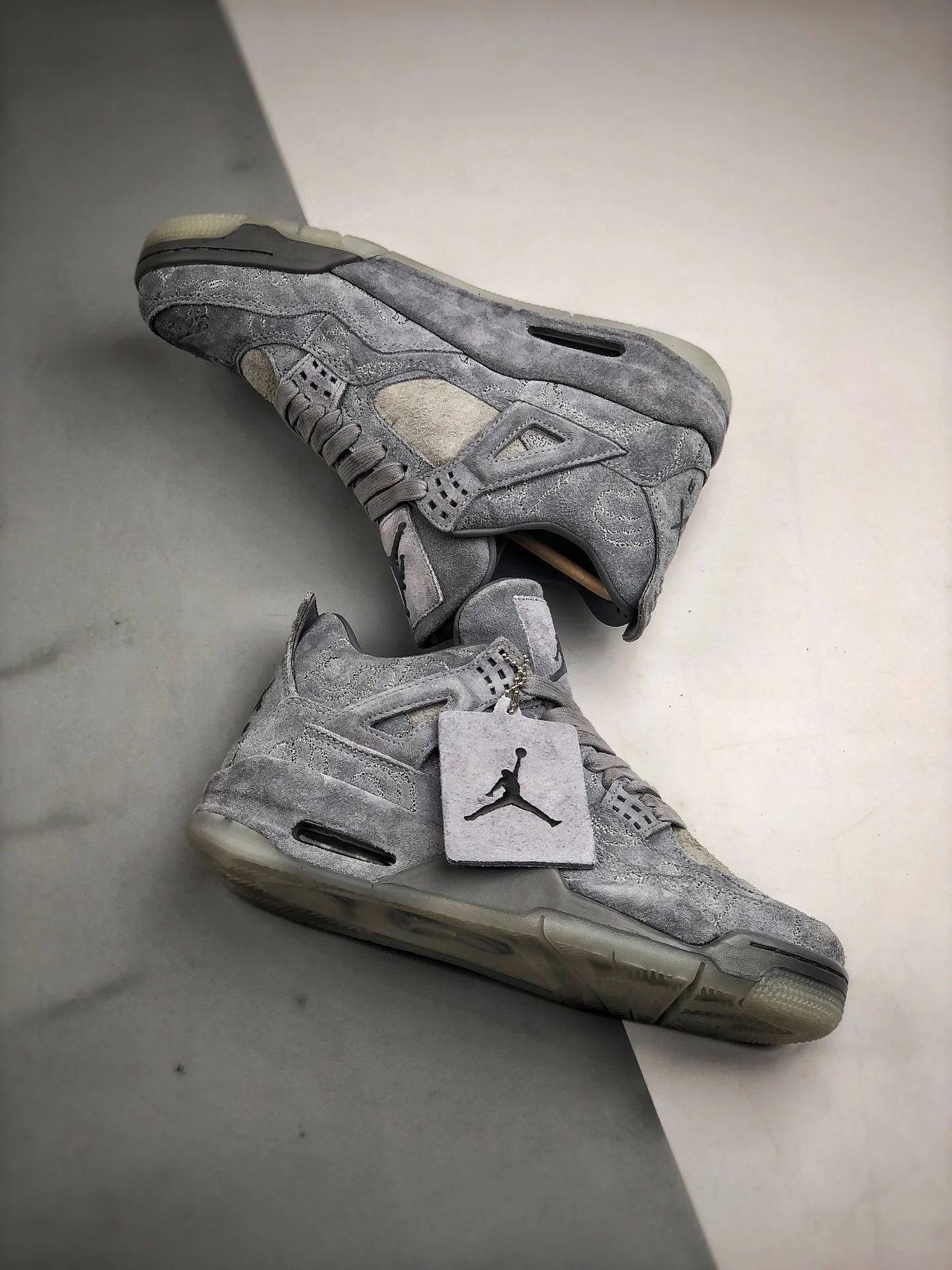 AIR JORDAN 4 COOL GREY