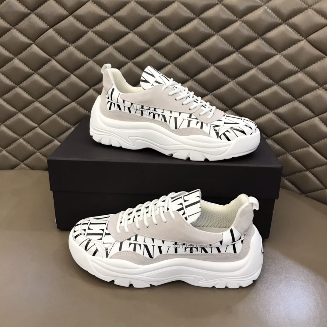 VALENTINO LOW-TOP SNEAKERS