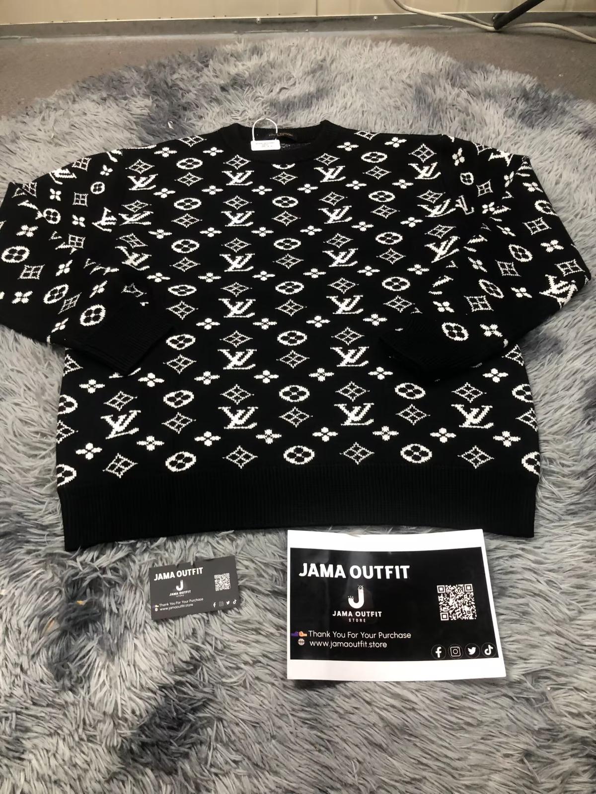 Louis Vuitton sweater  Lvse Monogram Degrade Crewneck